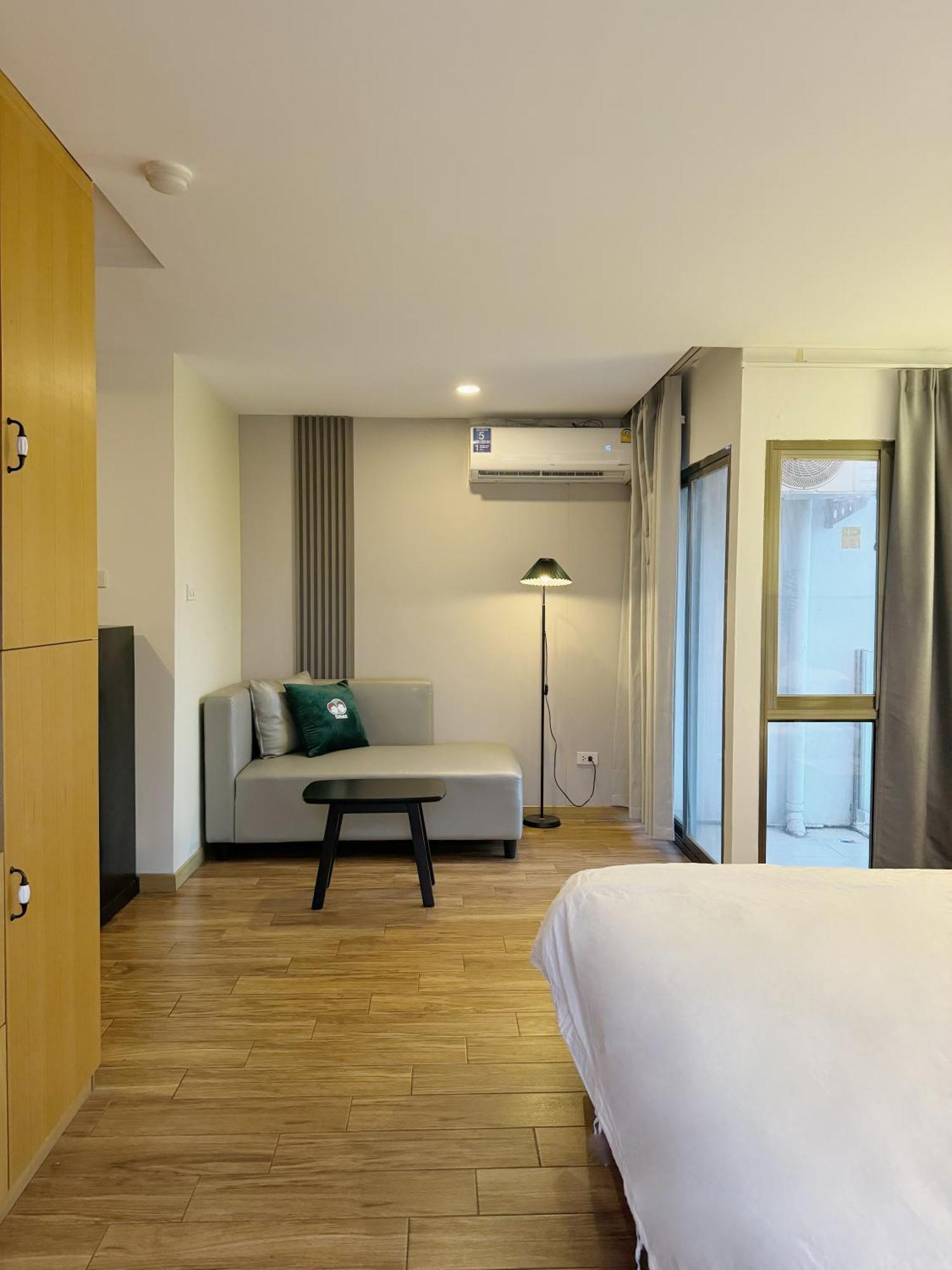 Pentafield City Residence Bangkok Buitenkant foto